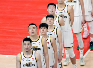 辽宁队全队备战，迎接新赛季挑战